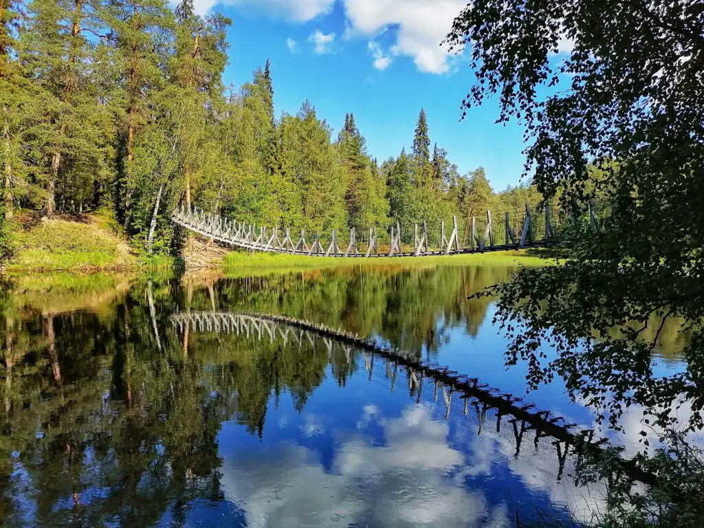 bridge of Pieni Karhunkierros hiking trail Oulanka NAtional Park
