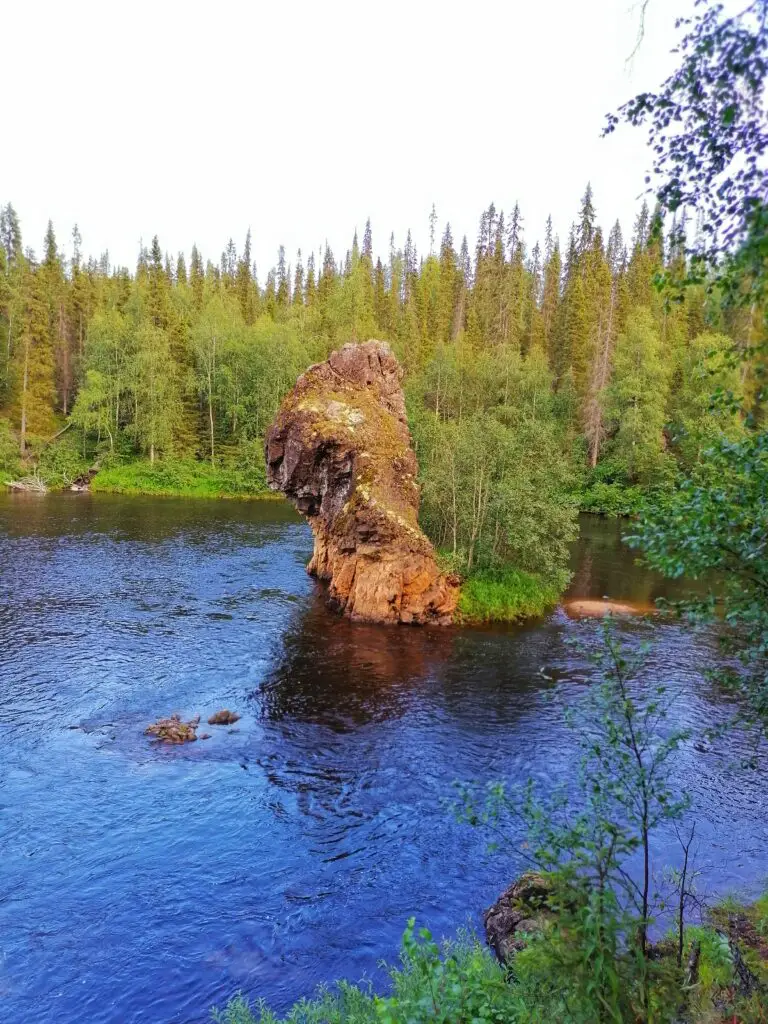 karhunkierros rupakivi oulanka